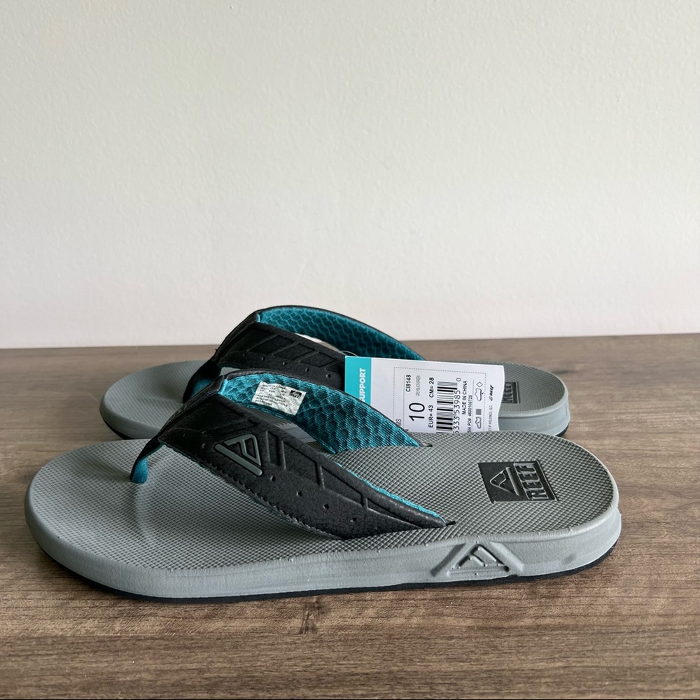 Reef Phantoms Sandals NWT – Size 10 Men’s
